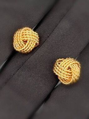 Tiffany & and Co Vintage Jewelry 14k solid yellow gold twist knot beautiful stud